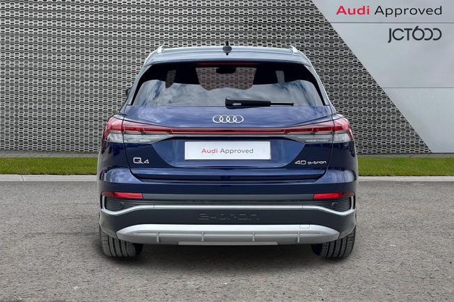 AUDI Q4 E-Tron Photo 7