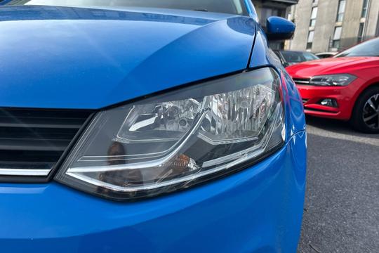 Volkswagen Polo Photo autoimg-9659767bab00503a5f5f29ddb7aaa9d5b801cd95.jpg