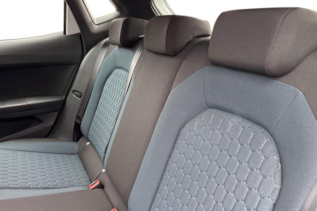 SEAT Ibiza Photo 9