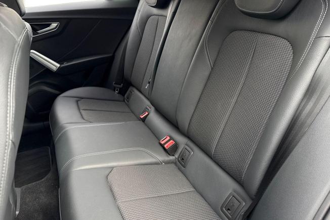 AUDI Q2 Photo 9