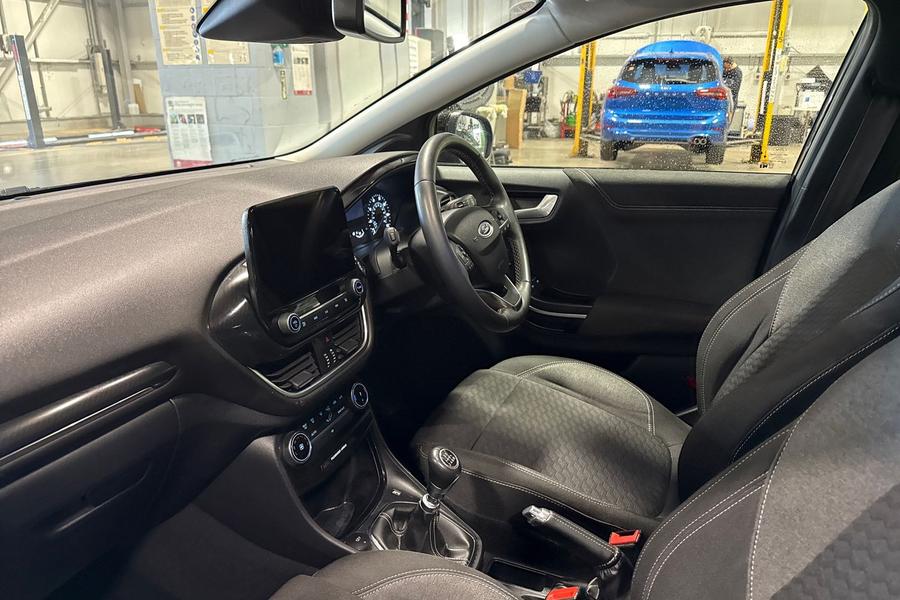 Ford PUMA Photo autoimg-965ca326daee8d2f8303f5bf4fdedb68fffdcd34.jpg