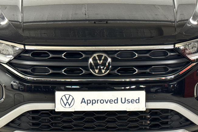 VOLKSWAGEN T-Roc Photo 29