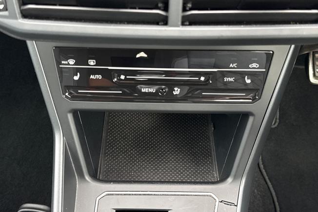 VOLKSWAGEN Polo Photo 22