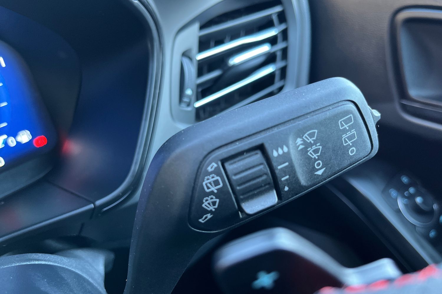 Ford FOCUS Photo 14