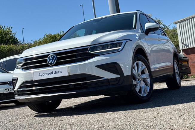 VOLKSWAGEN Tiguan Photo 44