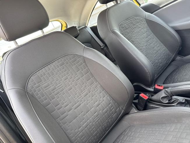 VAUXHALL Corsa Photo 25