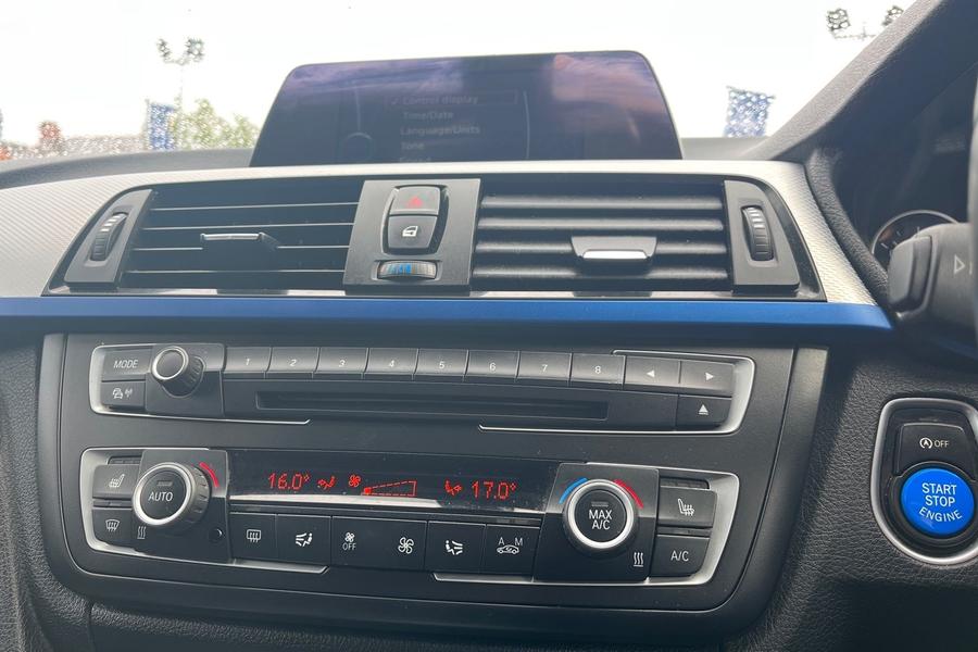 BMW 3 SERIES Photo autoimg-9670cd82c1b7d89ccd02c715e828eea941cd2bca.jpg