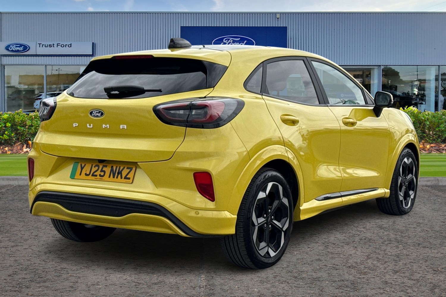 Ford PUMA Photo 3