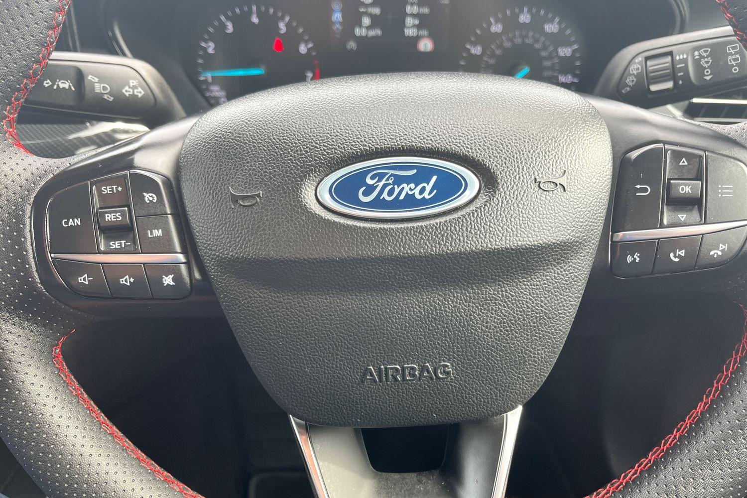 Ford FOCUS Photo 14