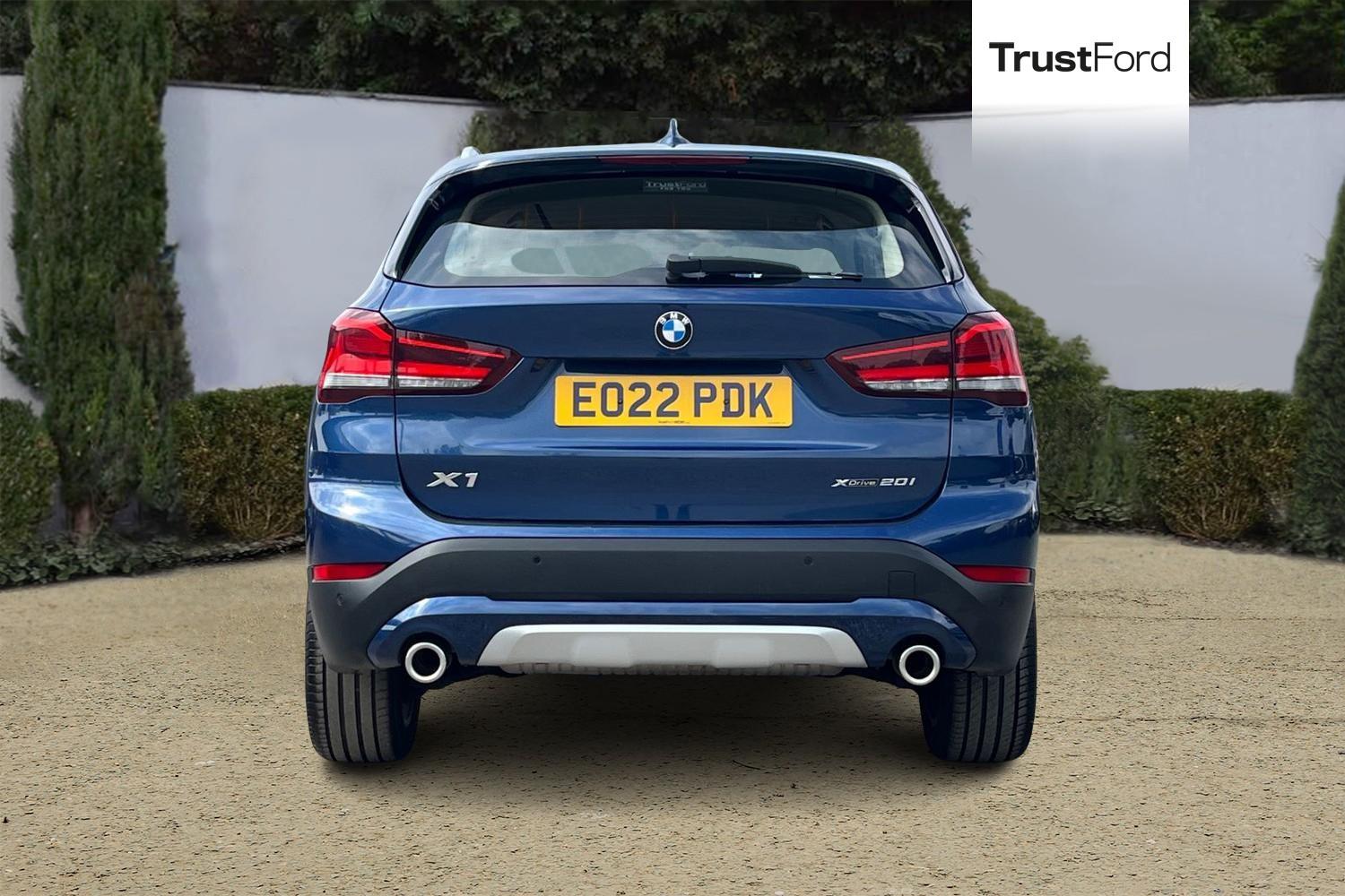 BMW X1 Photo 6