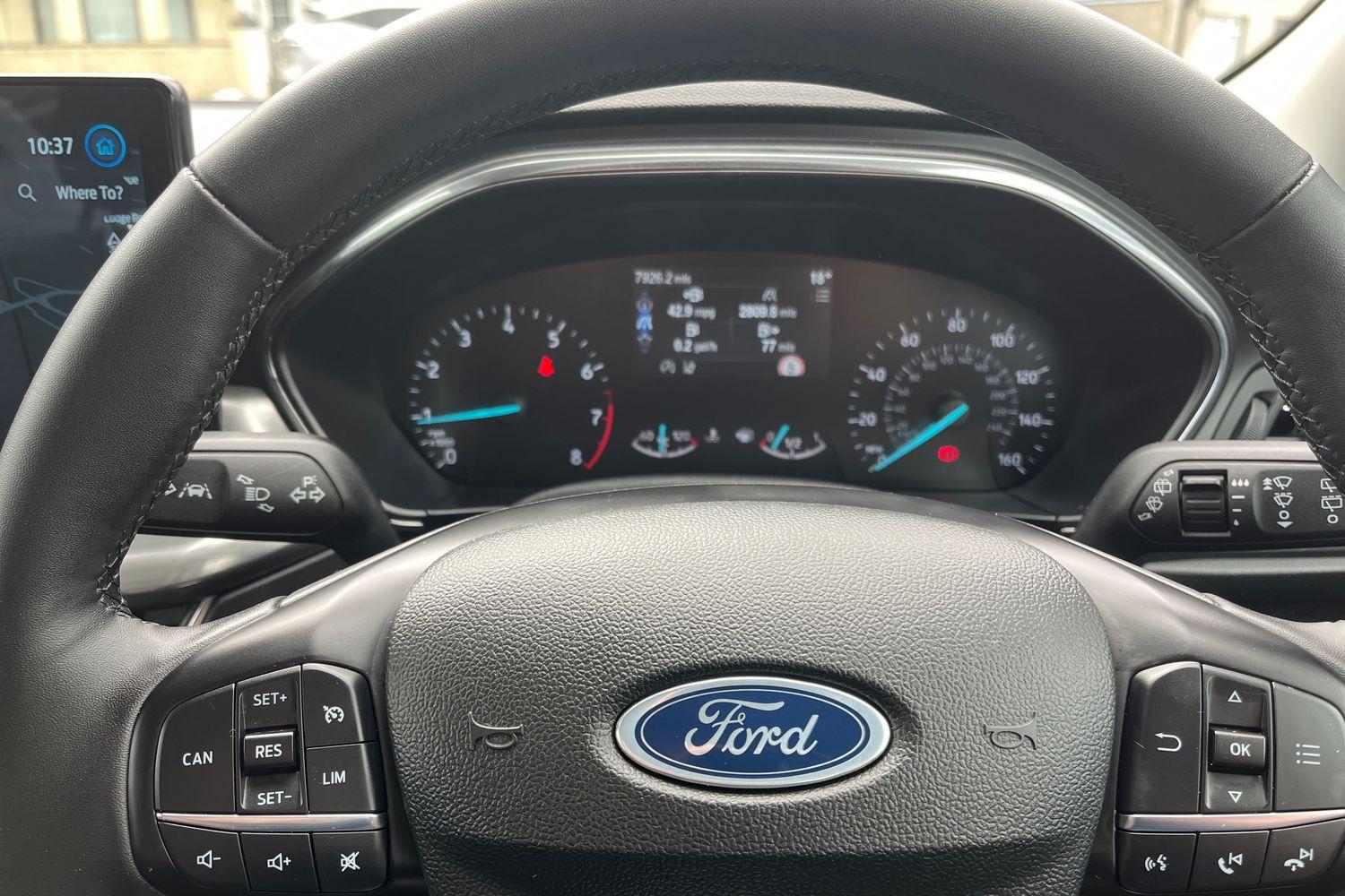 Ford Ford Focus Hatchback 1.0 EcoBoost Hybrid mHEV Titanium 5dr Photo 11