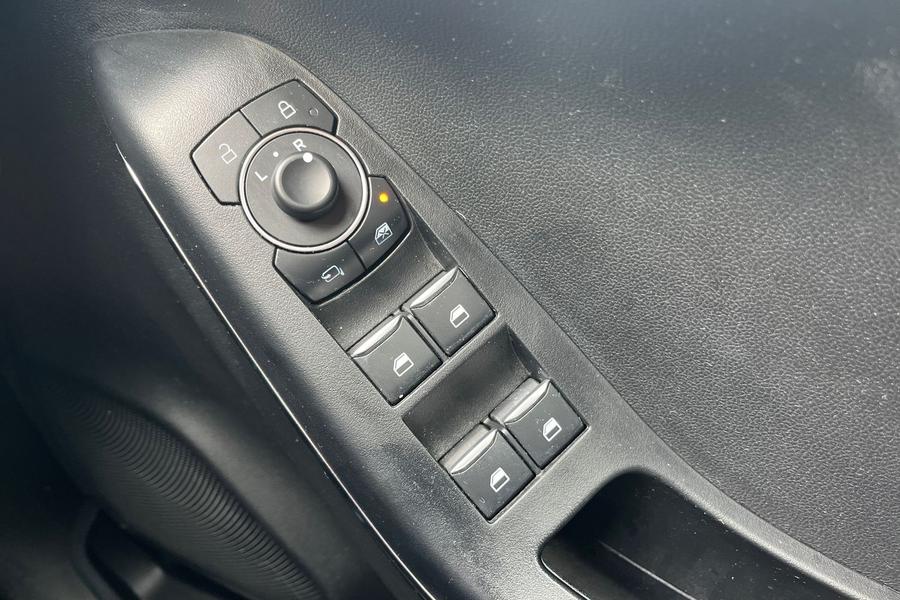 Ford PUMA Photo autoimg-9679d3a9f1b73d3506bc80a2b54f4c01af68b053.jpg