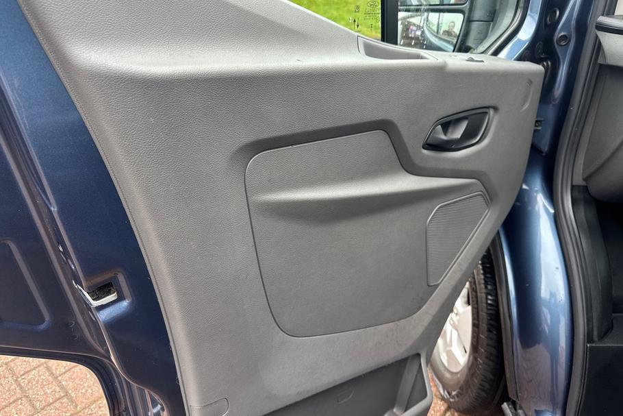 Used FORD TRANSIT WP75FYY 17