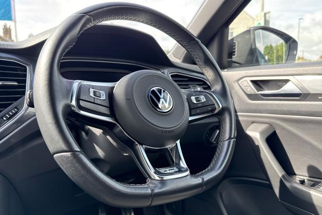 Volkswagen T-Roc Photo 26