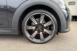 MINI Hatchback Photo 5