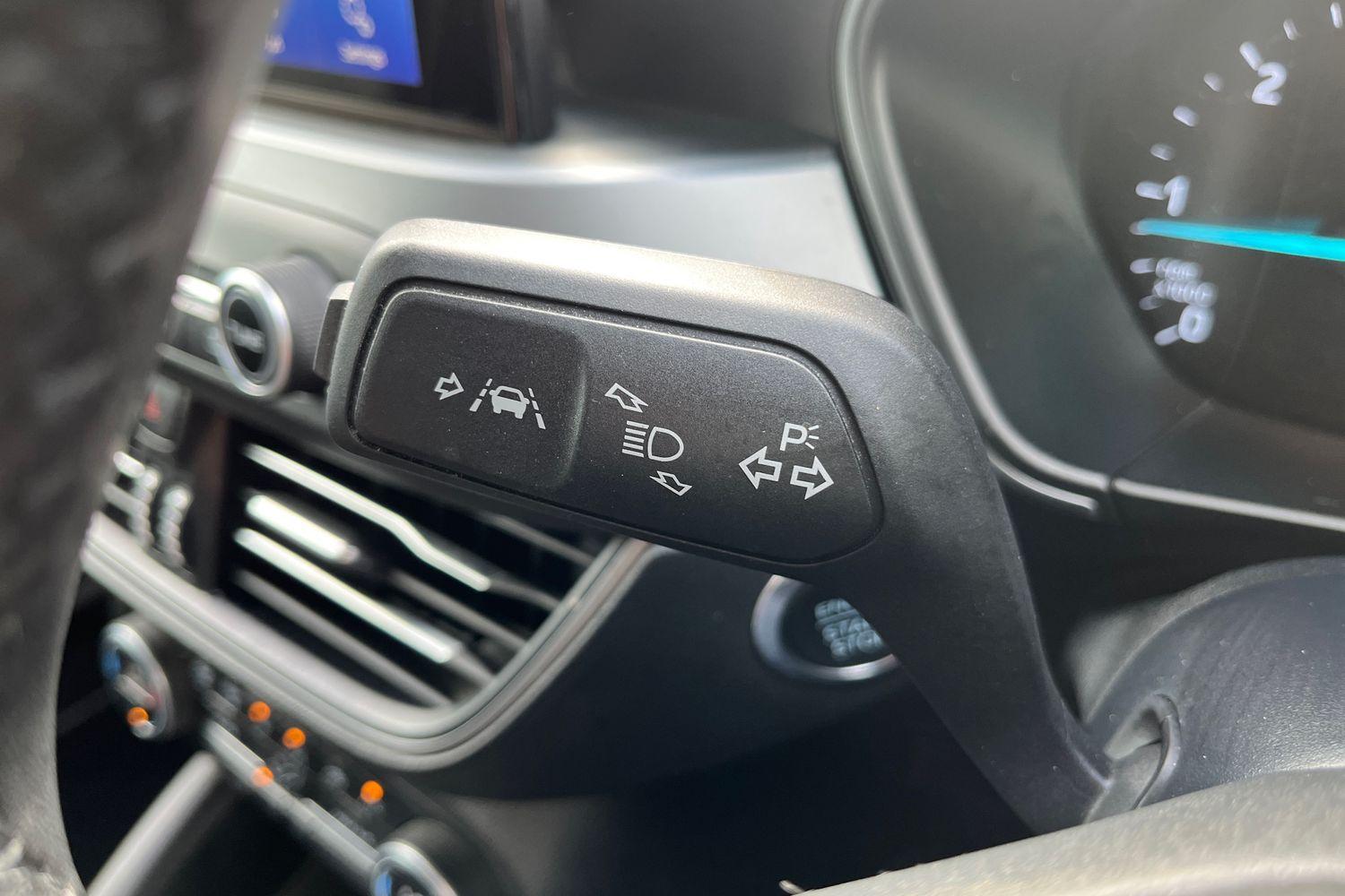 Ford FOCUS Photo 13