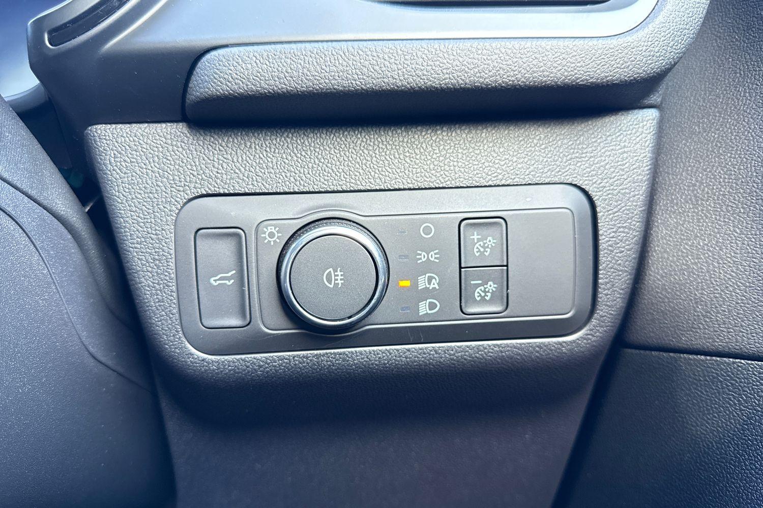 Ford KUGA Photo 29