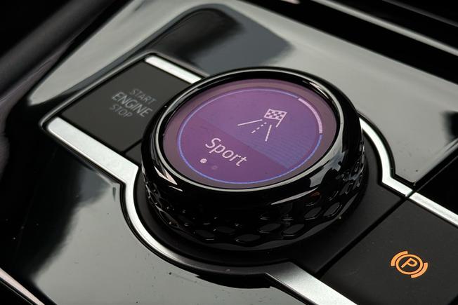 VOLKSWAGEN Tiguan Photo 24