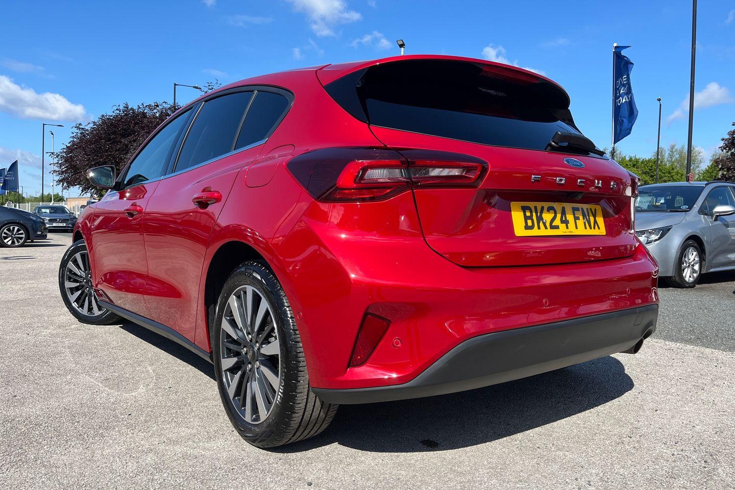 Ford Focus Photo 37