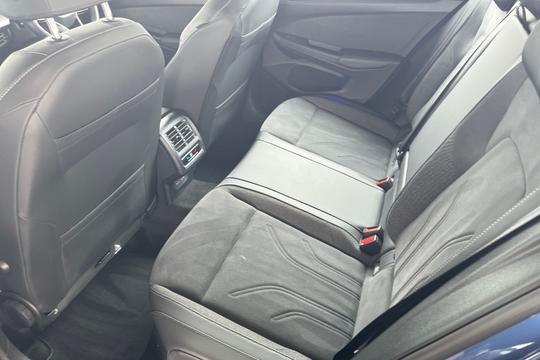 Volkswagen Golf Photo autoimg-968fb2feb9b2960a97c54df264c9fc3aaa54879d.jpg