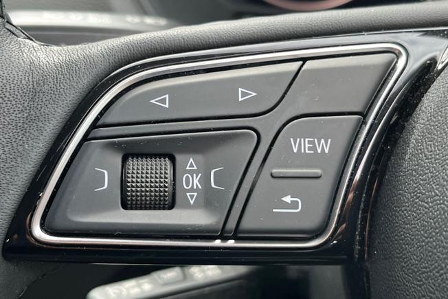 AUDI Q2 Photo 16