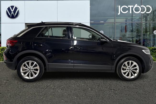 Volkswagen T-Roc Photo 4