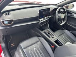CUPRA Formentor Photo 2