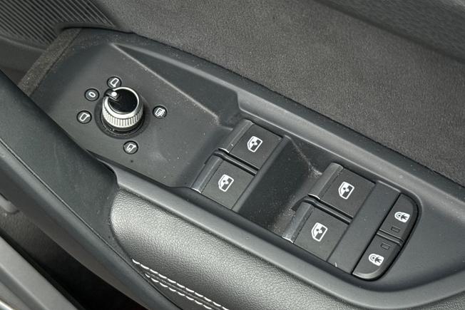 AUDI Q5 Photo 30