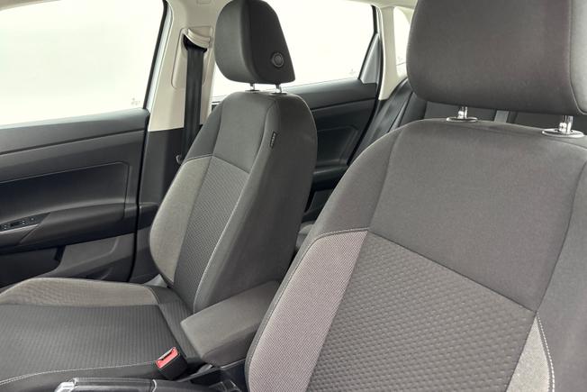 VOLKSWAGEN Polo Photo 29