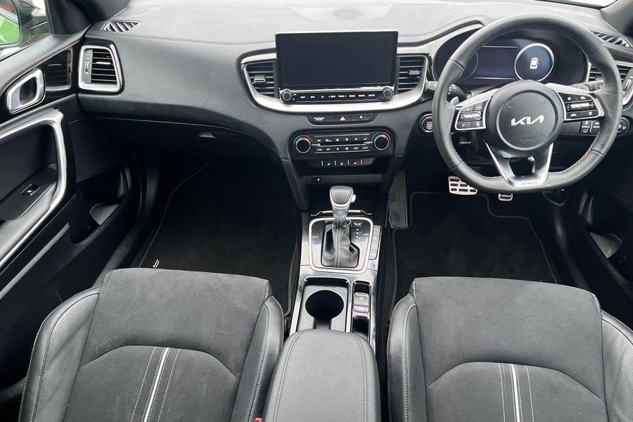 Kia XCEED Photo autoimg-969bc8623b090f6cefe5382051826e3892948053.jpg