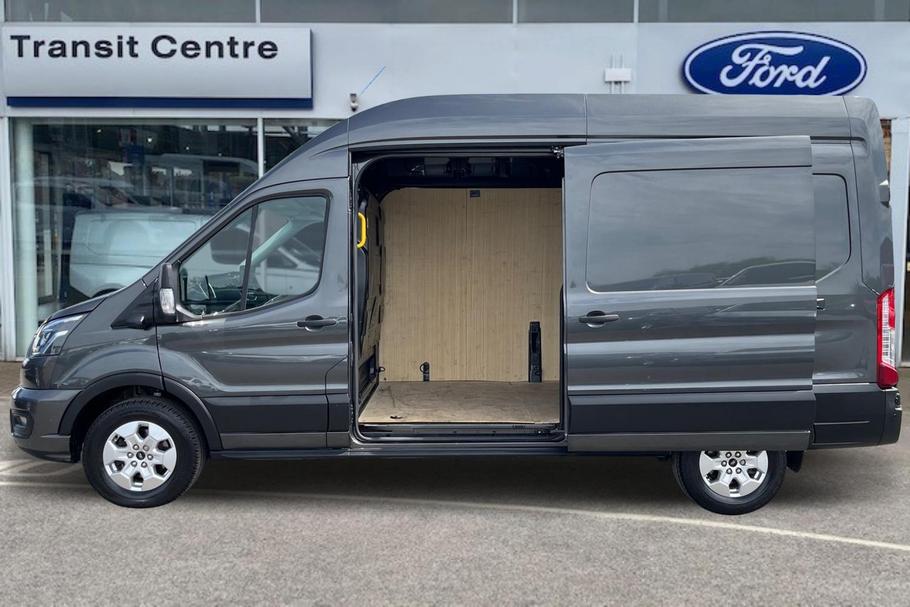 Used Ford TRANSIT LB25URO 6