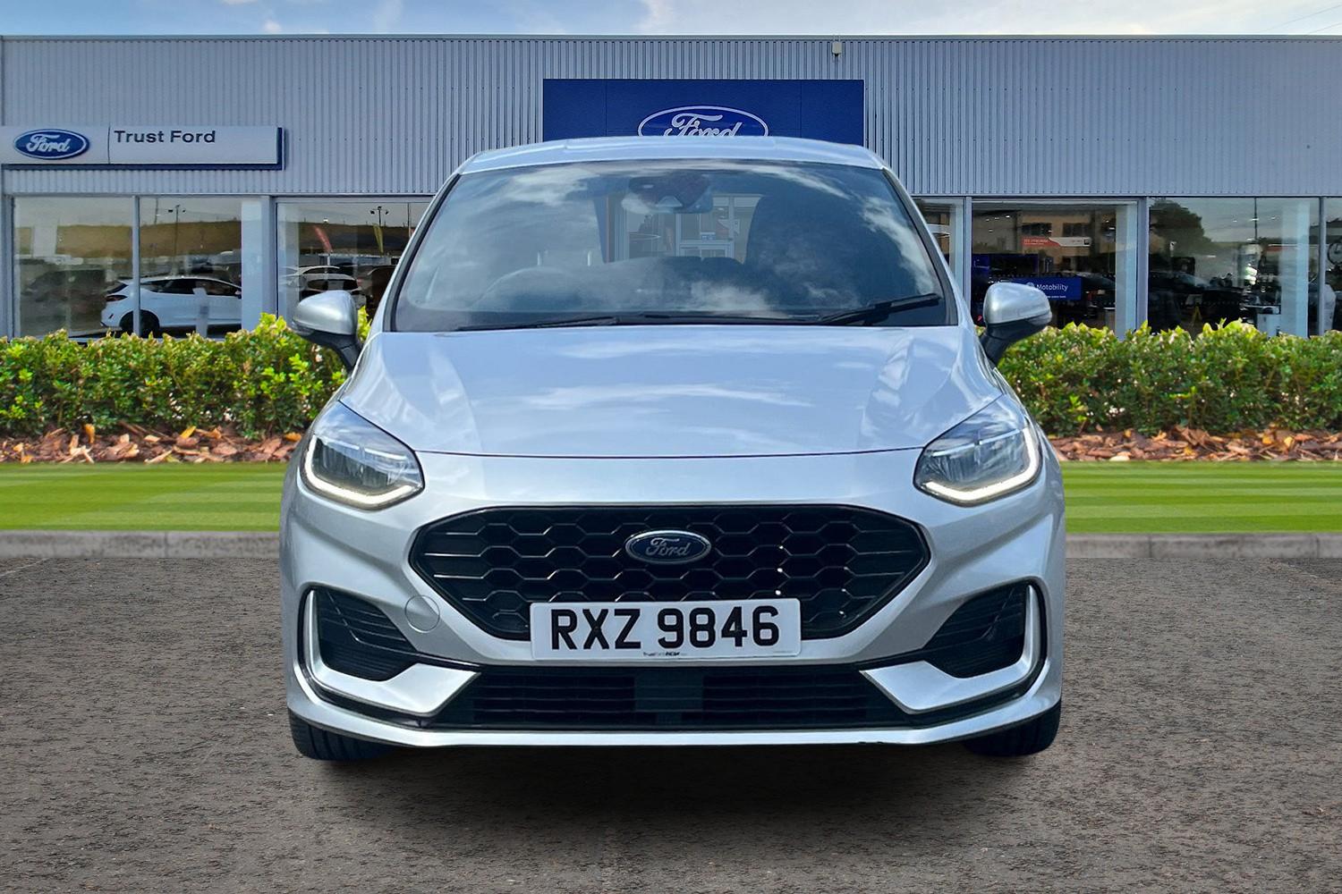 Ford FIESTA Photo 5