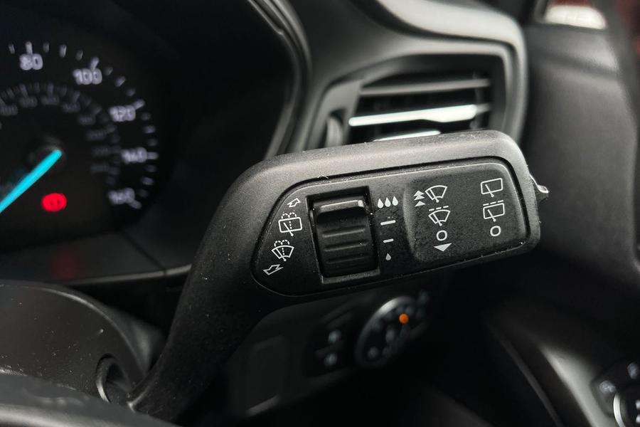 Ford FOCUS Photo autoimg-969e12572217b1aed8dcaa4245a7c02736ac0cb6.jpg