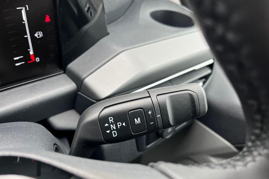 Used Ford TOURNEO CUSTOM LA74UFT 17