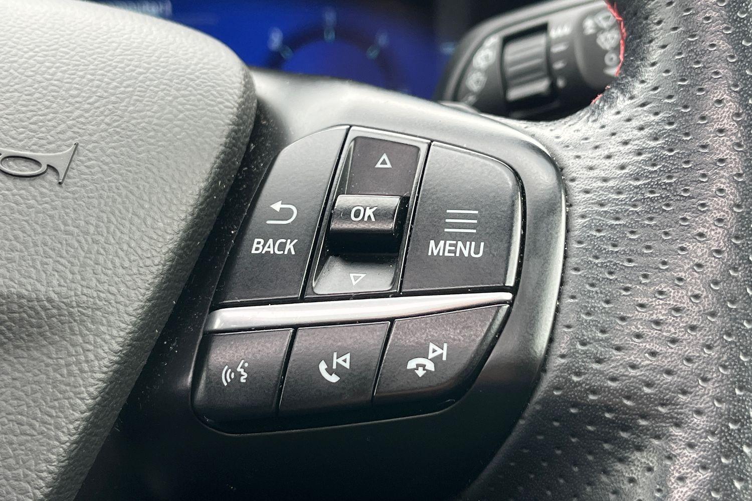 Ford KUGA Photo 31