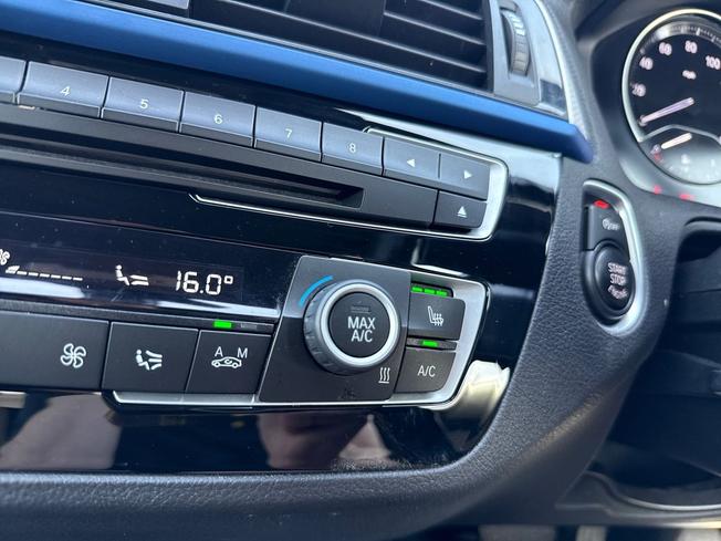 BMW 1 Series Photo 38