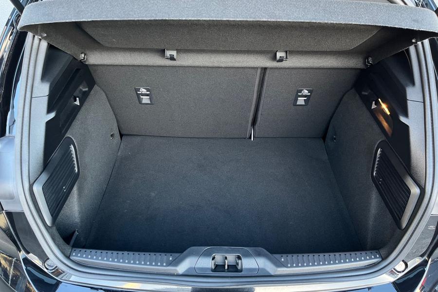Ford FOCUS Photo autoimg-96aa04f96629899299795fbd30fc7586a0ec97f7.jpg