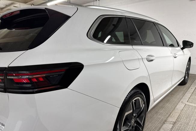VOLKSWAGEN Passat Photo 38