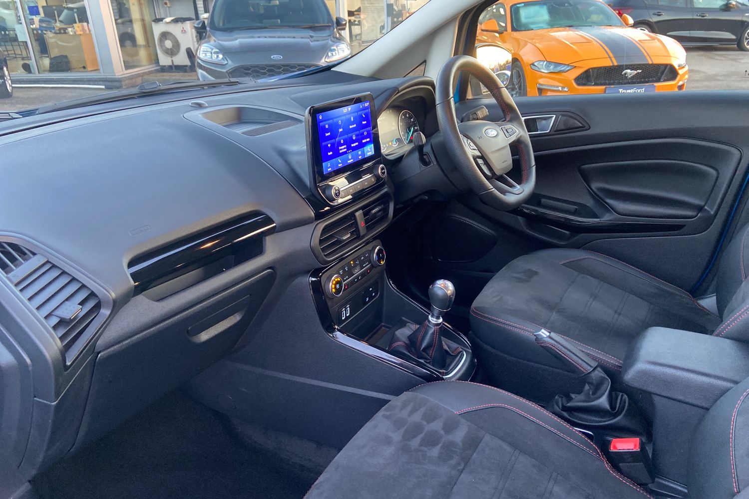Ford EcoSport Photo 17