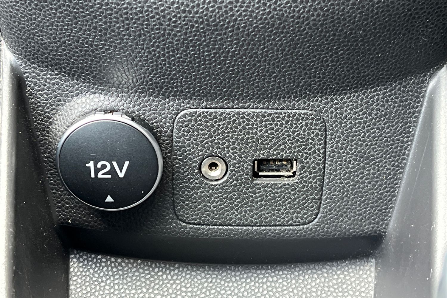 Ford Fiesta Photo 33