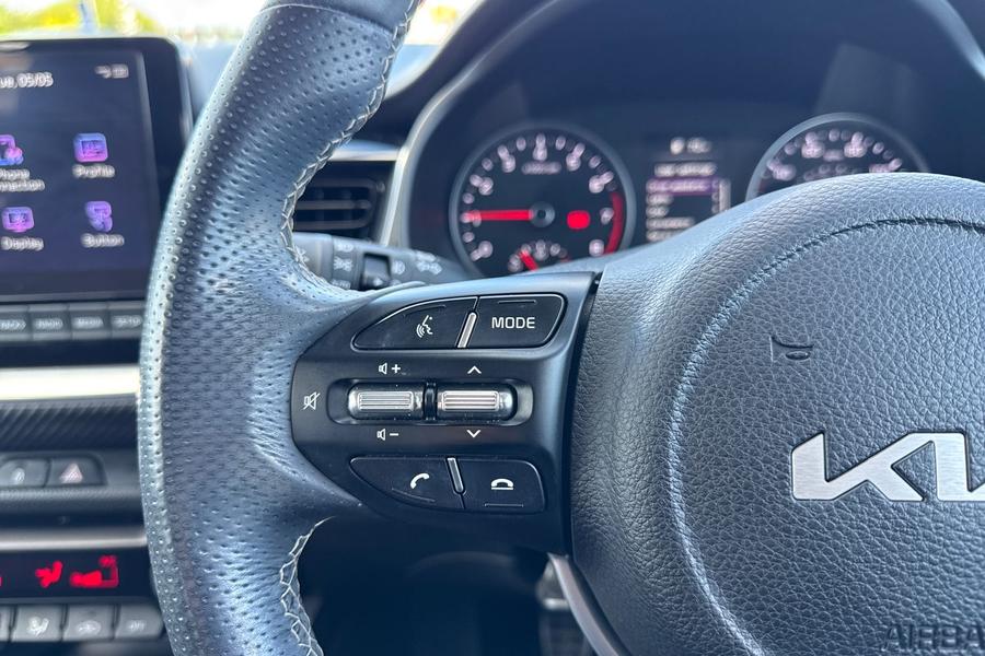 Kia STONIC Photo autoimg-96b68a55c8a453ff97d0223b9739f759103120d5.jpg