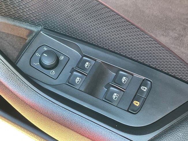 ŠKODA Octavia Photo 27