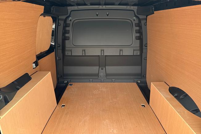 VOLKSWAGEN Caddy Photo 12