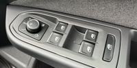 Volkswagen Golf Photo 16