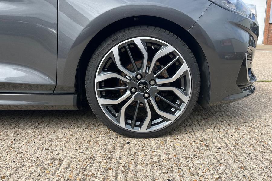 Ford Fiesta Photo autoimg-96c4776051f68fd803cbe259e34b1a991b310304.jpg