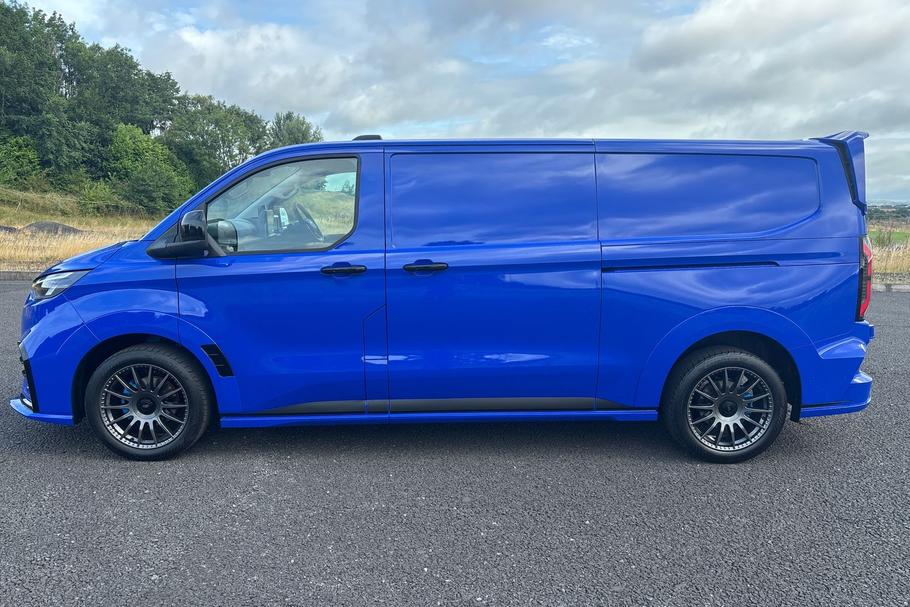 Used Ford TRANSIT CUSTOM XRZ9319 29