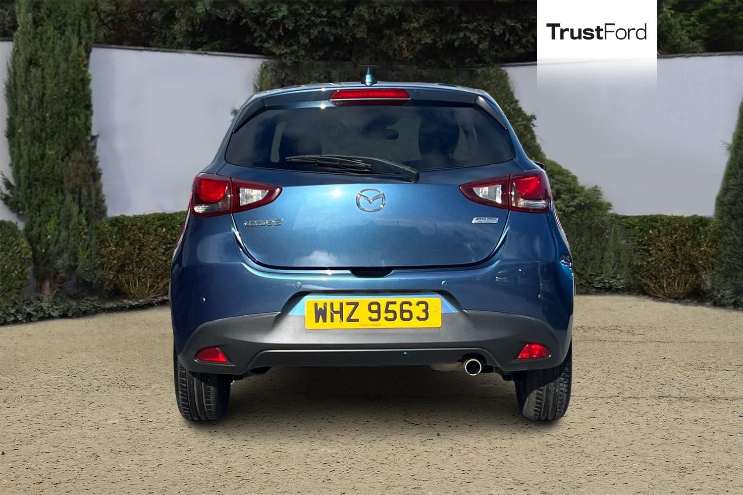 Mazda 2 Photo 6