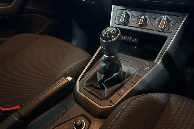 VOLKSWAGEN Polo Photo 23