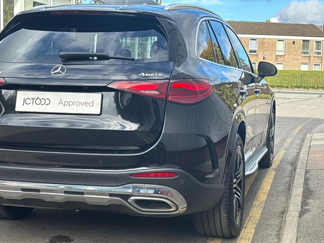MERCEDES-BENZ Glc Photo 32