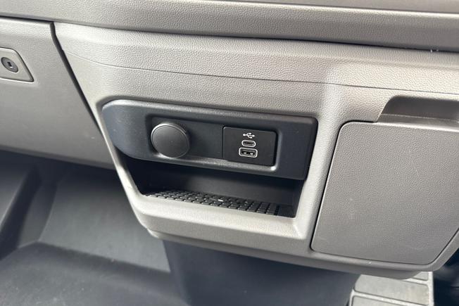 Volkswagen Transporter Photo 49
